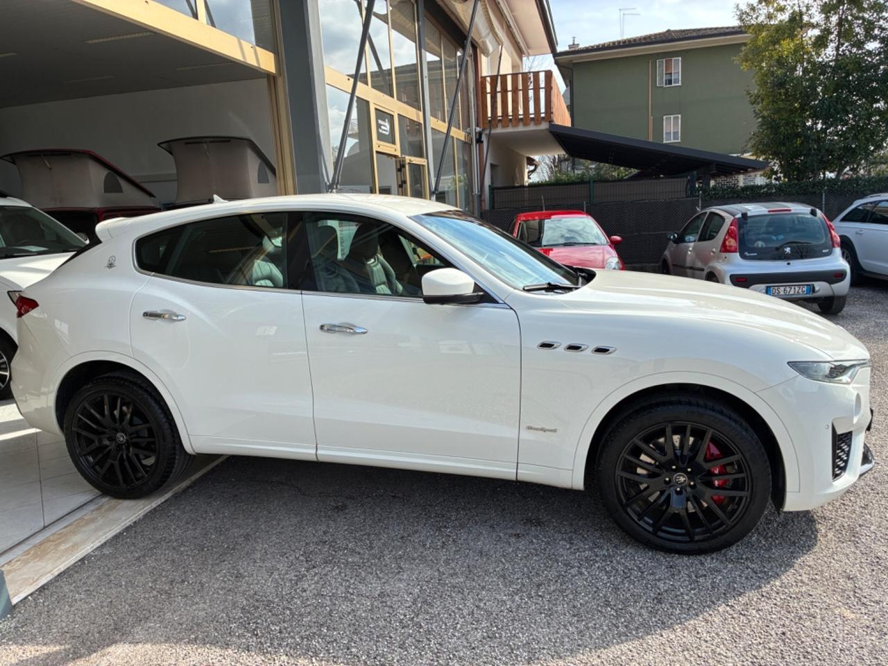 Maserati Levante 3.0 V6 Q4 Gransport MY2020