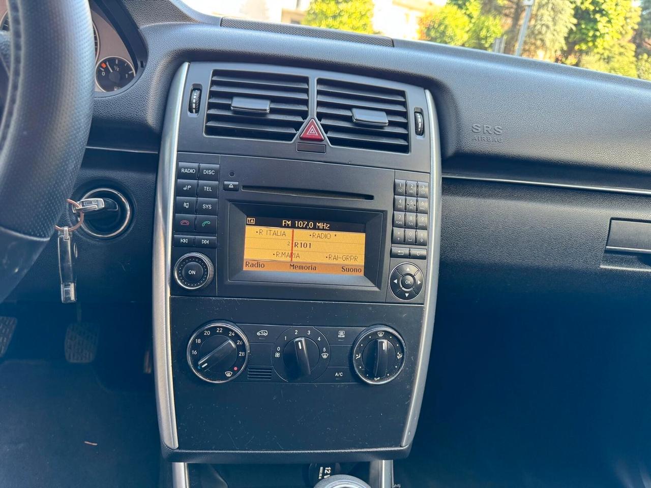 MB CLASSE B 170 180 NGT BlueEFFICIENCY CHROME
