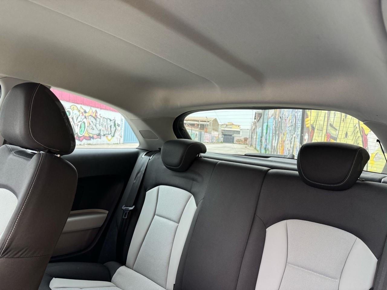 Audi A1 1.6 TDI Ambition diesel