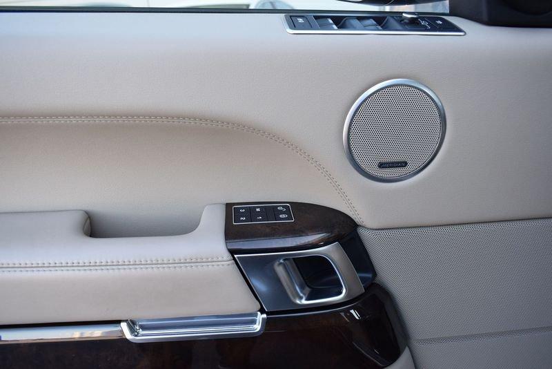 Land Rover Range Rover 3.0 TDV6 Vogue IVA ESPOSTA