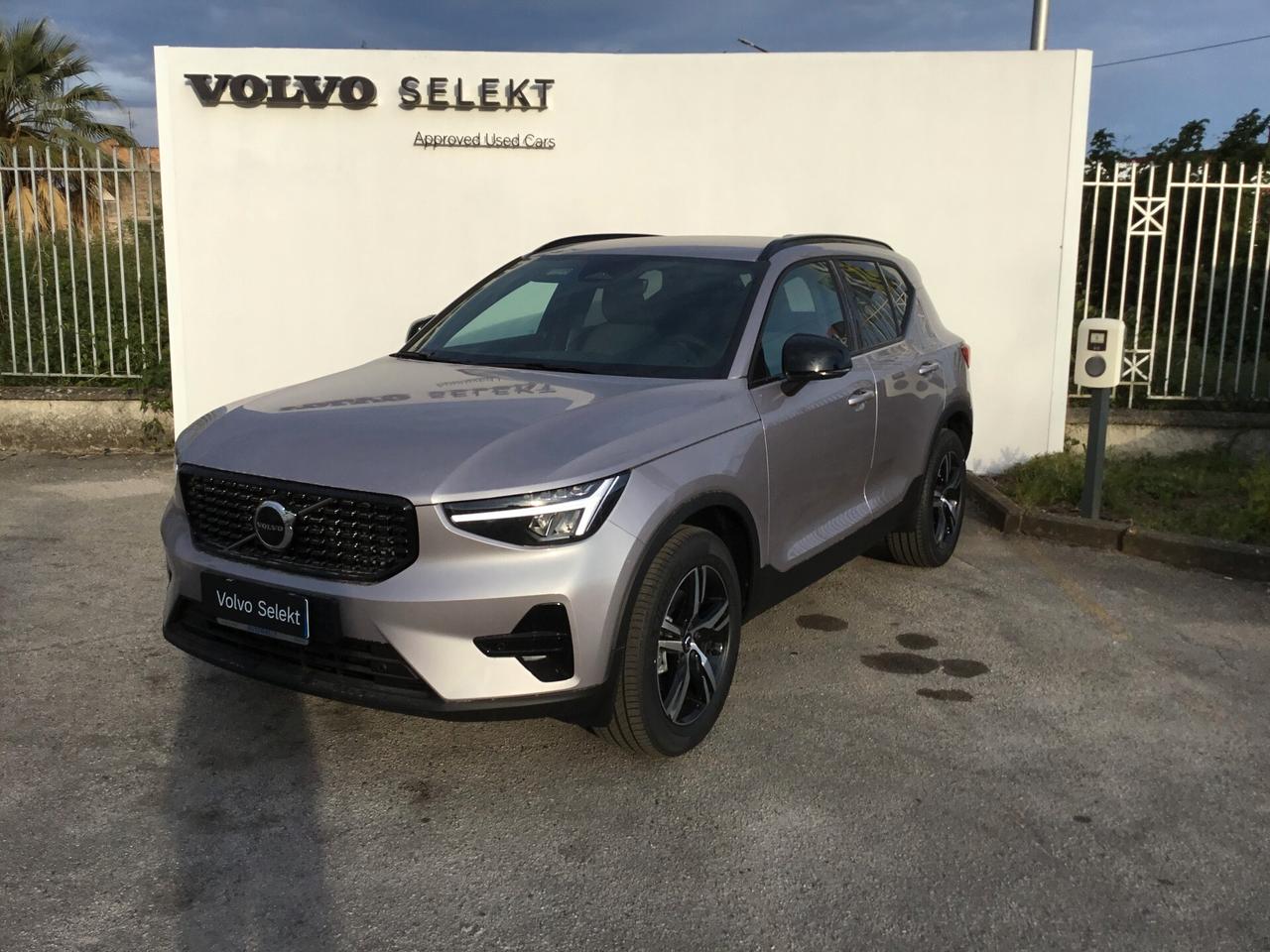 Volvo XC40 B3 Aut. Plus Dark