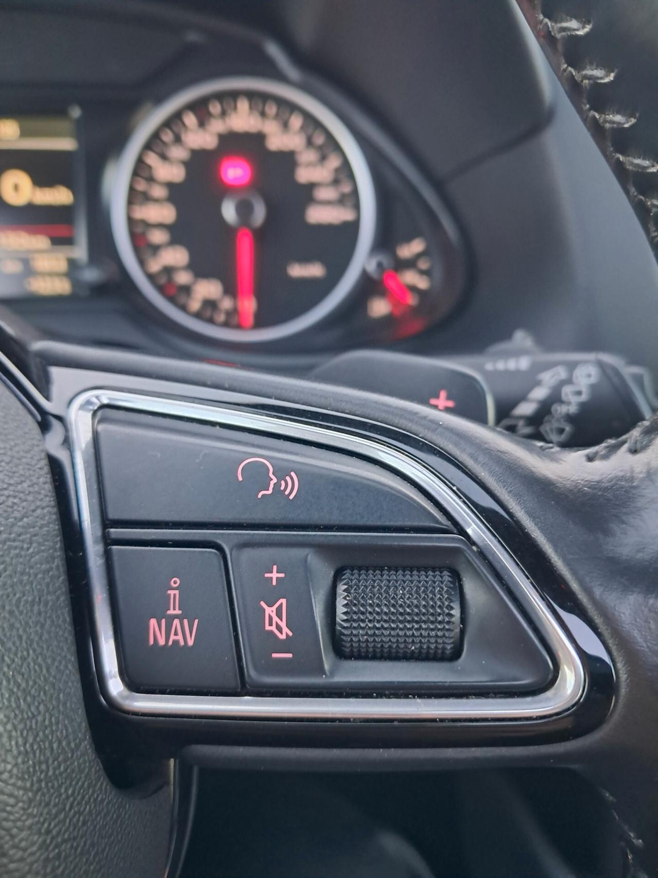 Audi Q5 2.0 TDI 190 CV-ALLROAD-TETTO*PELLE*XENON