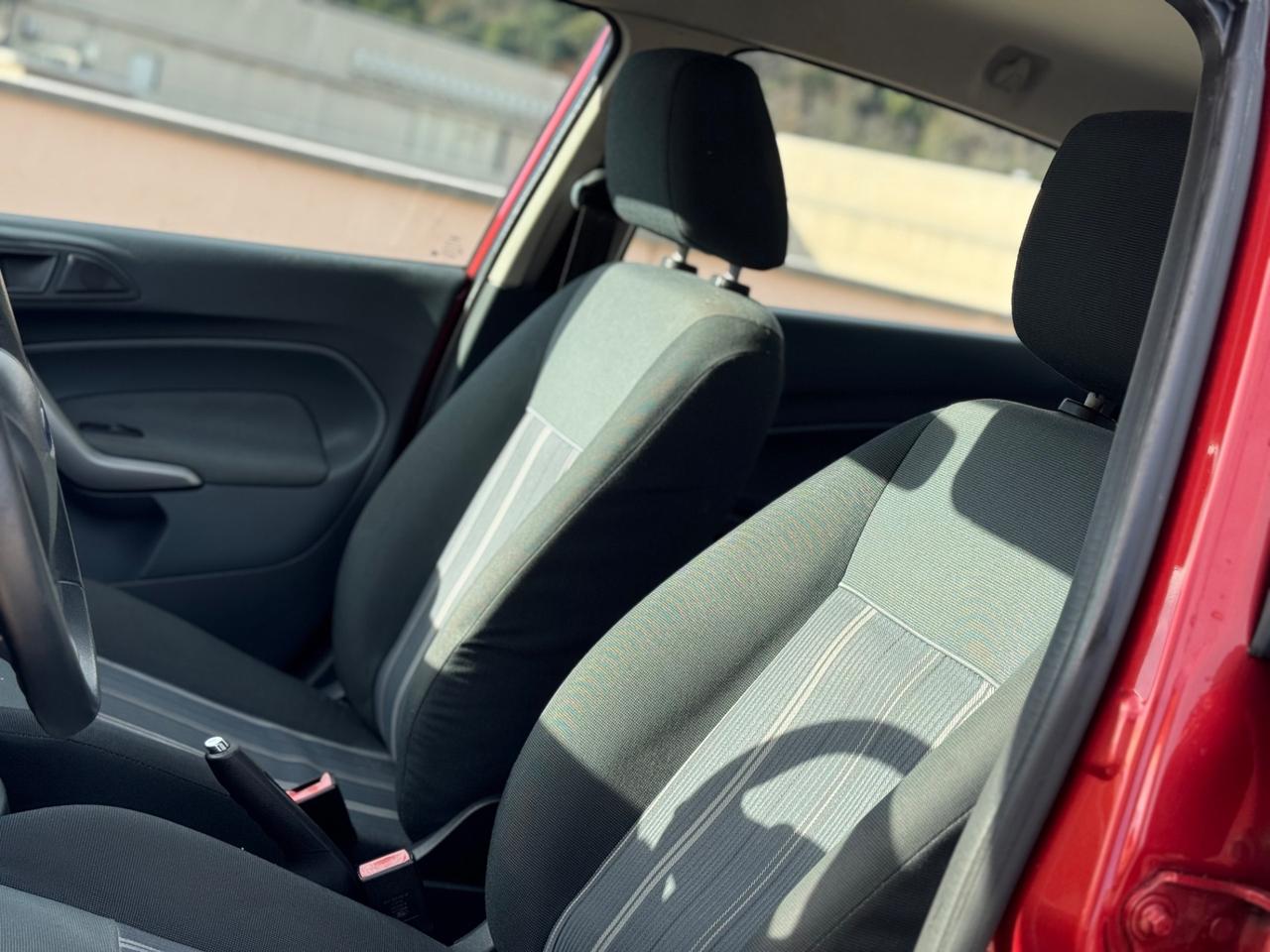 FORD FIESTA 1.4 TDCI 5 PORTE GARANZIA 12 MESI