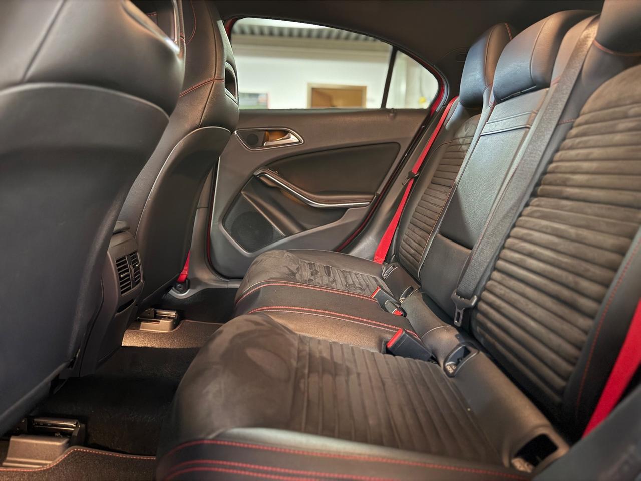 Mercedes-benz A 45 AMG A45 4MATIC