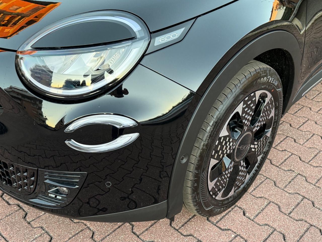 Fiat 600 Hybrid 145 CV DCT MHEV La Prima