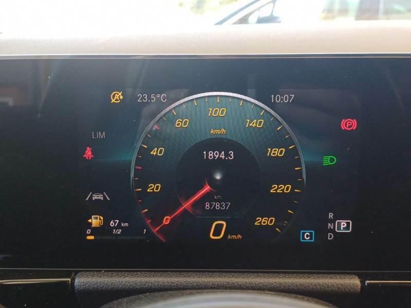 MERCEDES-BENZ GLA 180 d Automatic Business Extra