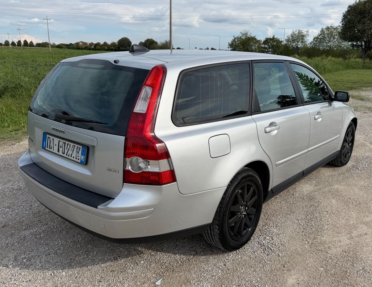 VOLVO V50 2.0 DIESEL SUMMUM NEOPATENTATi