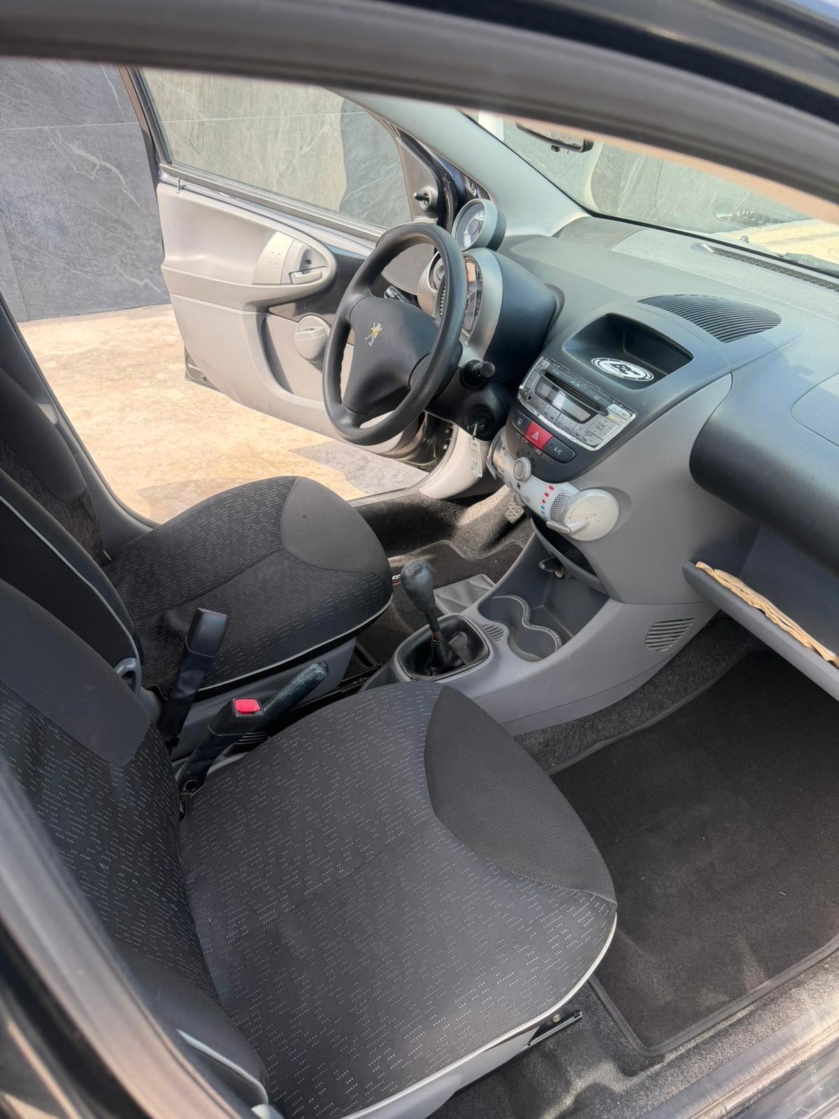 Peugeot 107 1.0 68CV 5p. Allure