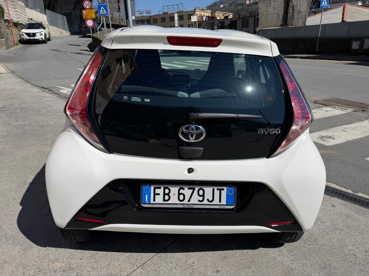 TOYOTA AYGO 1.0 NEOPATENTATI