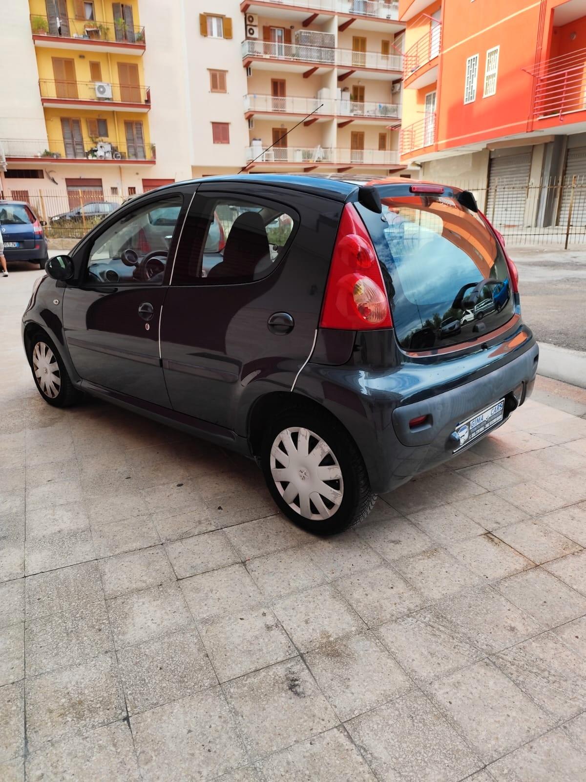 Peugeot 107 1.0 Benzina 68CV 5p.