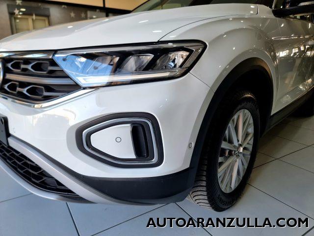 VOLKSWAGEN T-Roc NEW 1.0 TSI 110CV Bi Color Life - Fari Led