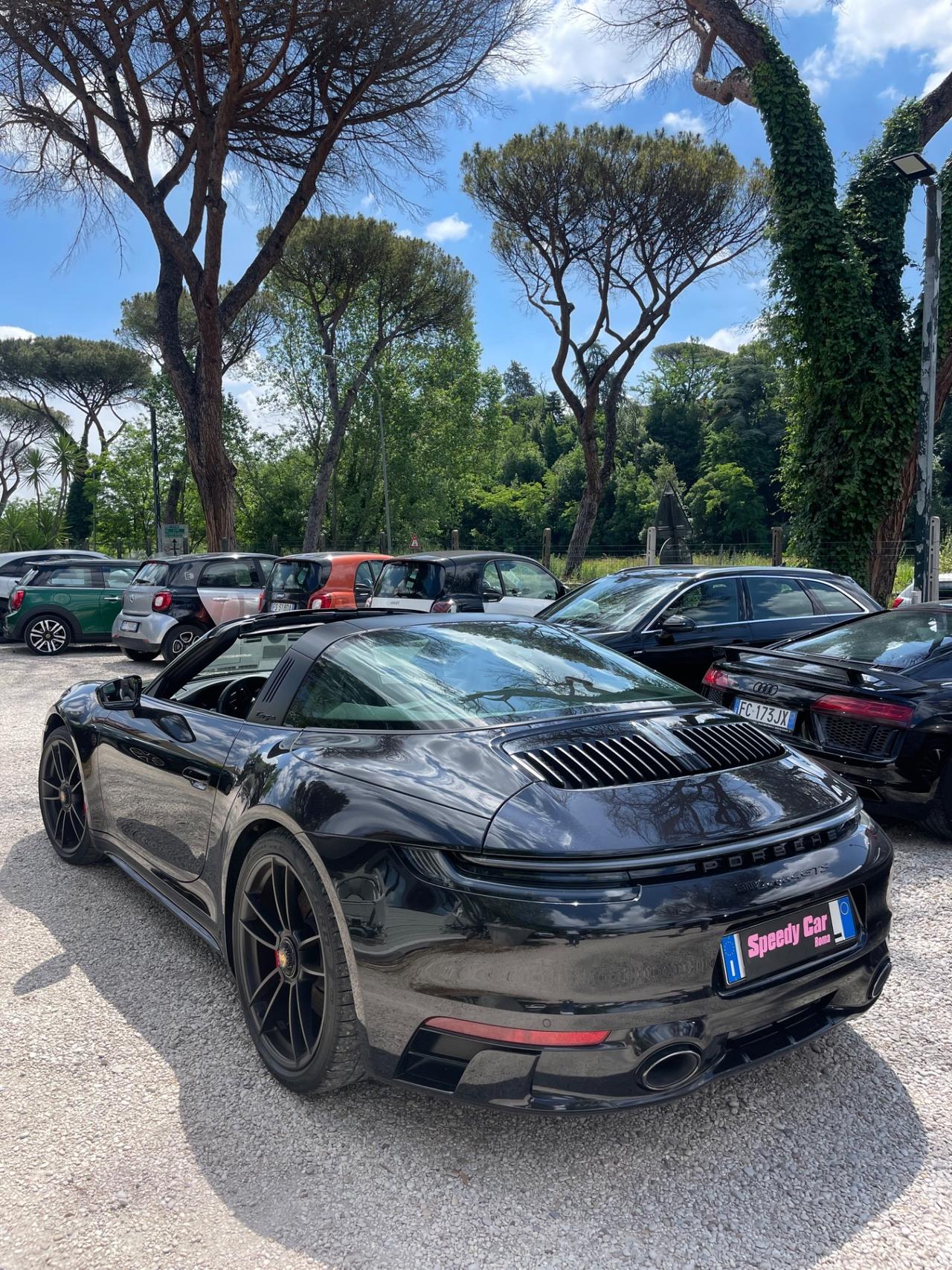 Porsche 911 Carrera 4 GTS Cabriolet