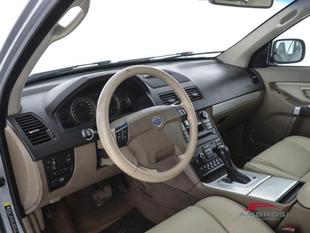 VOLVO XC90 2.4 D5 185 CV AWD - PER OPERATORI DEL SETTORE