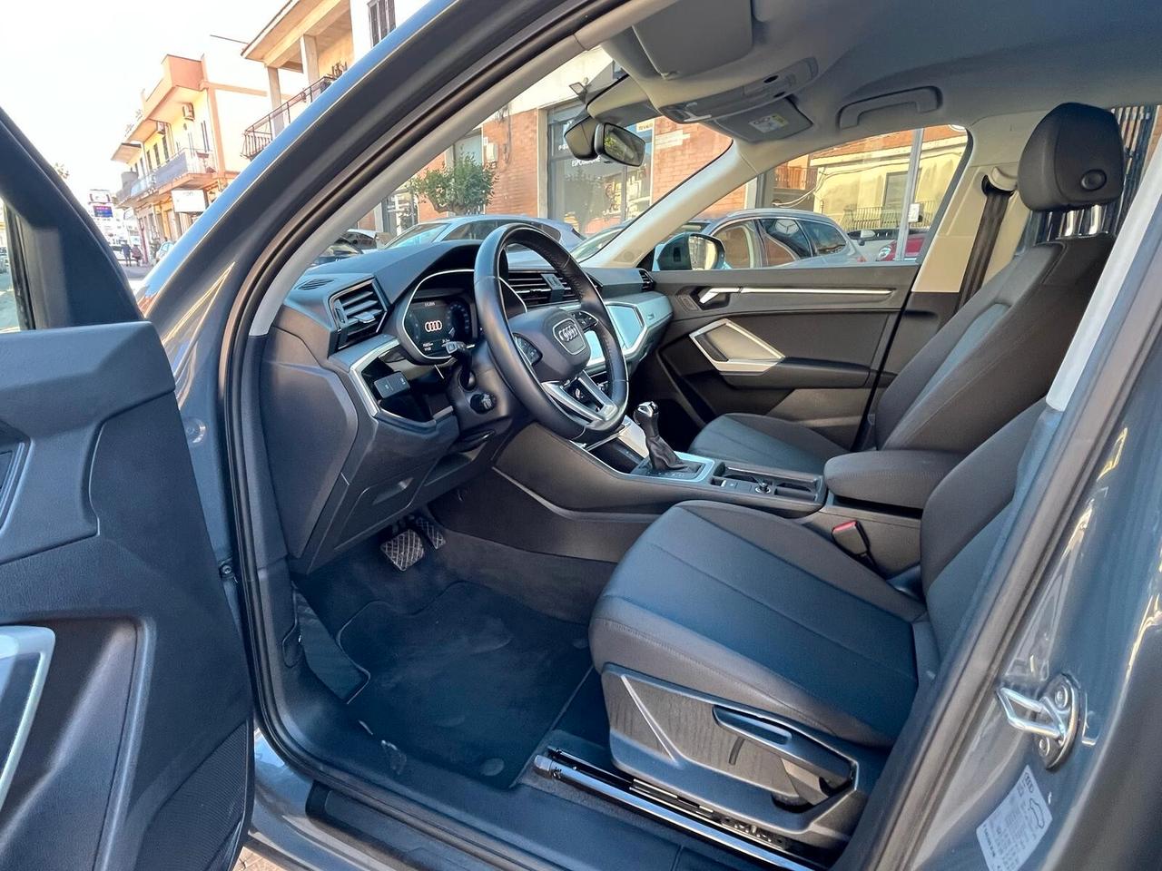 Audi Q3 35 2.0 TDI S-TRONIC BUSINESS ADVANCED