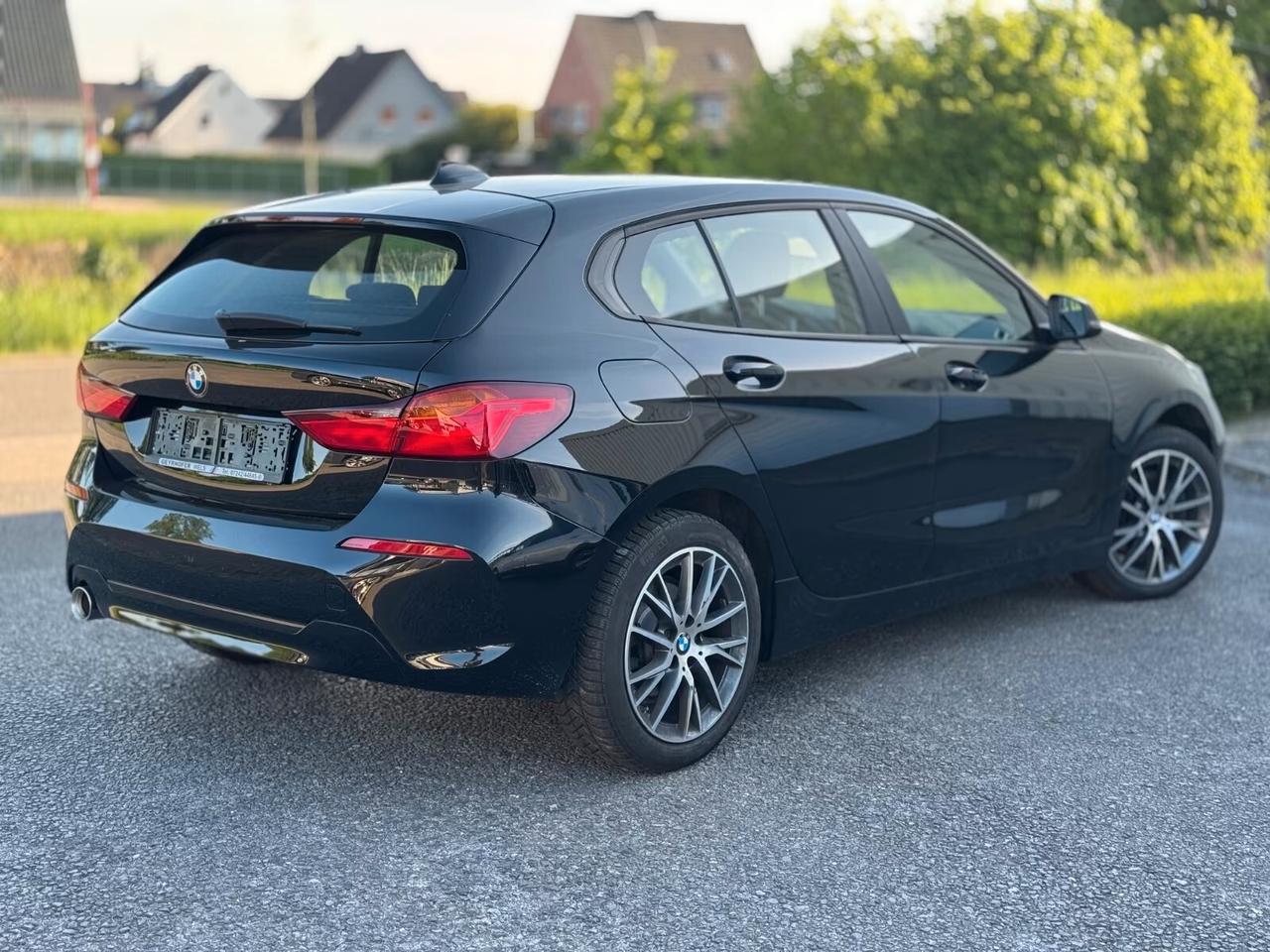 Bmw 116 116d 5p. Advantage