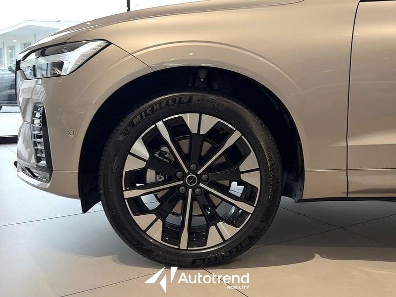 Volvo XC60 B5 250 CV AWD Mild Hybrid Benzina Automatica Ultra Dark