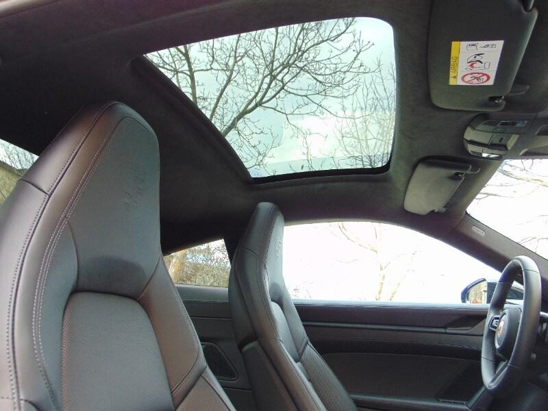 PORSCHE 911 (992) 911 Carrera 4 GTS