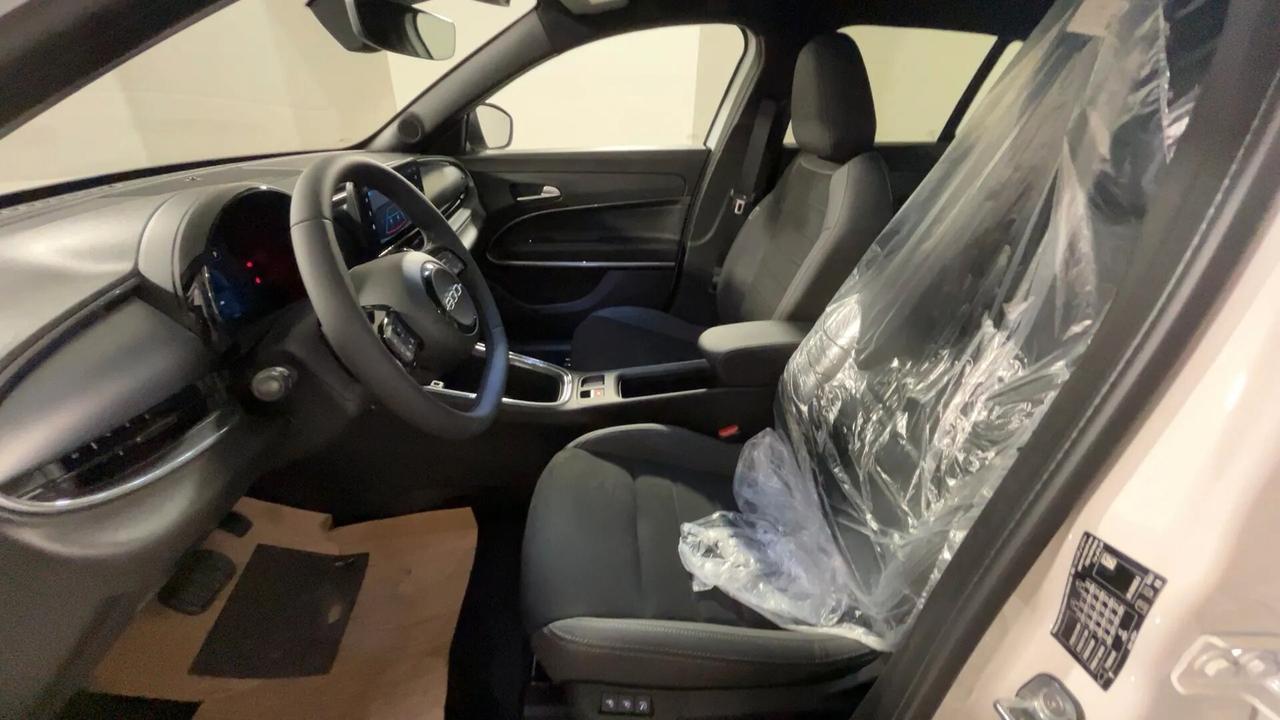 Fiat 600 Hybrid 110 CV DCT MHEV Sport Edizione Milano Cortina 26