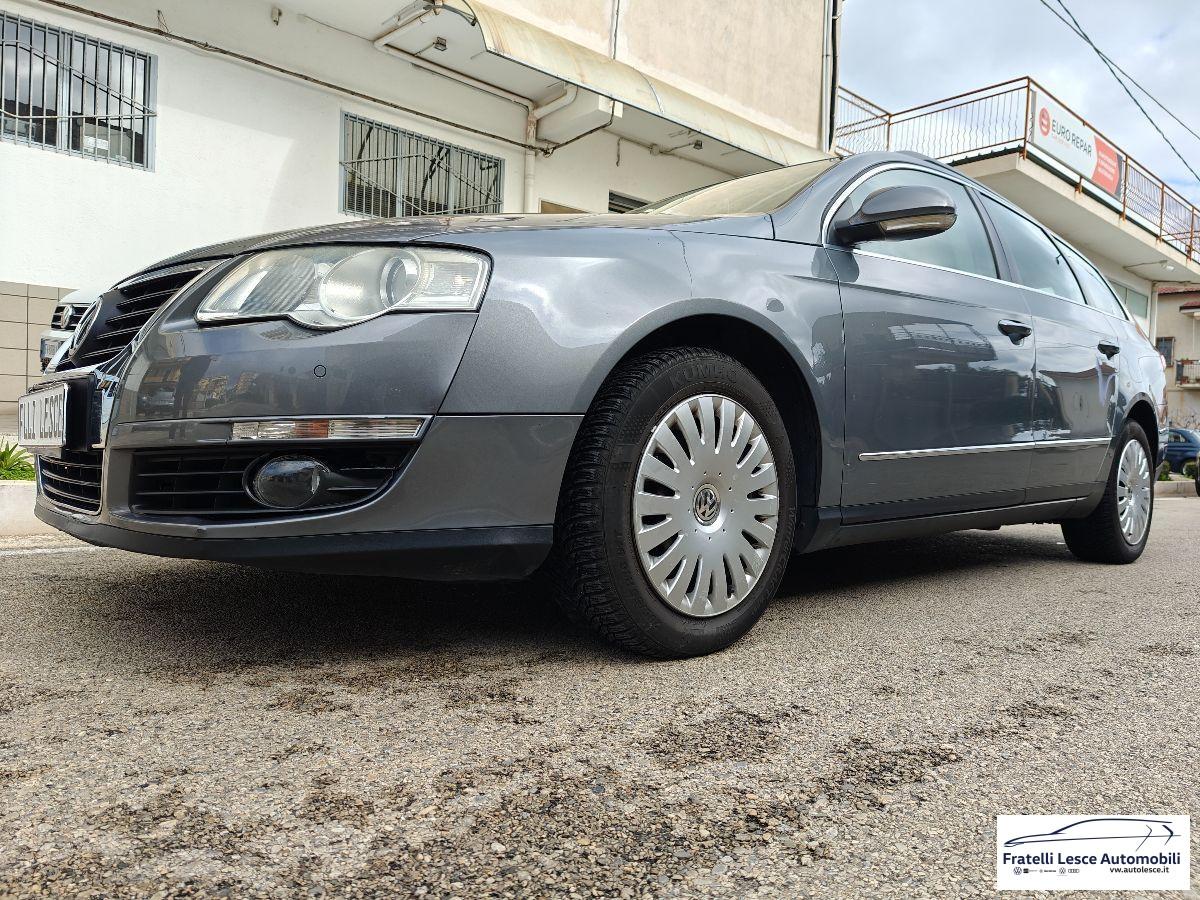 VOLKSWAGEN - Passat Variant Variant 2.0 tdi Comfortline dpf