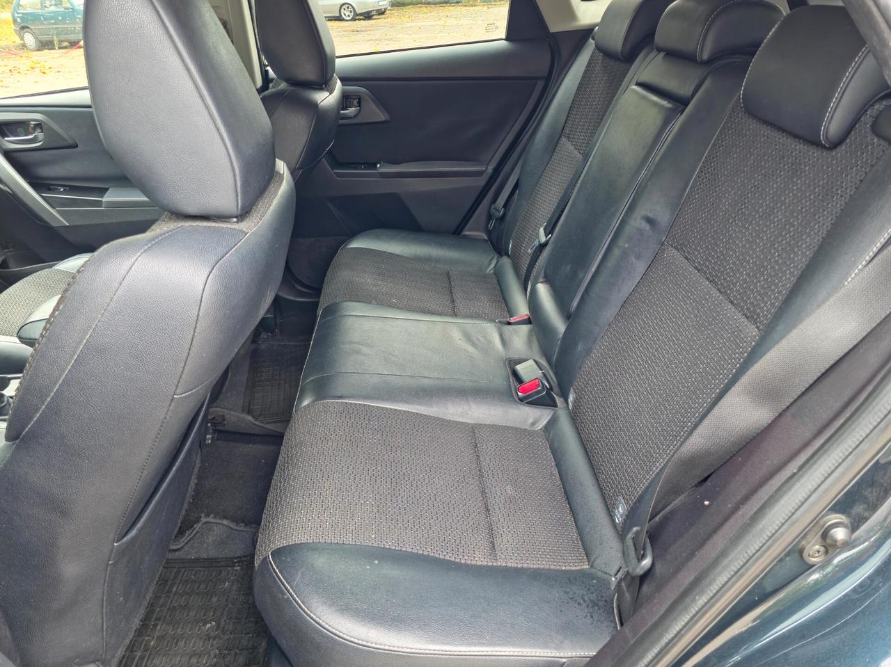 Toyota Auris 1.8 Hybrid Lounge E5B Automatica NEO 2014