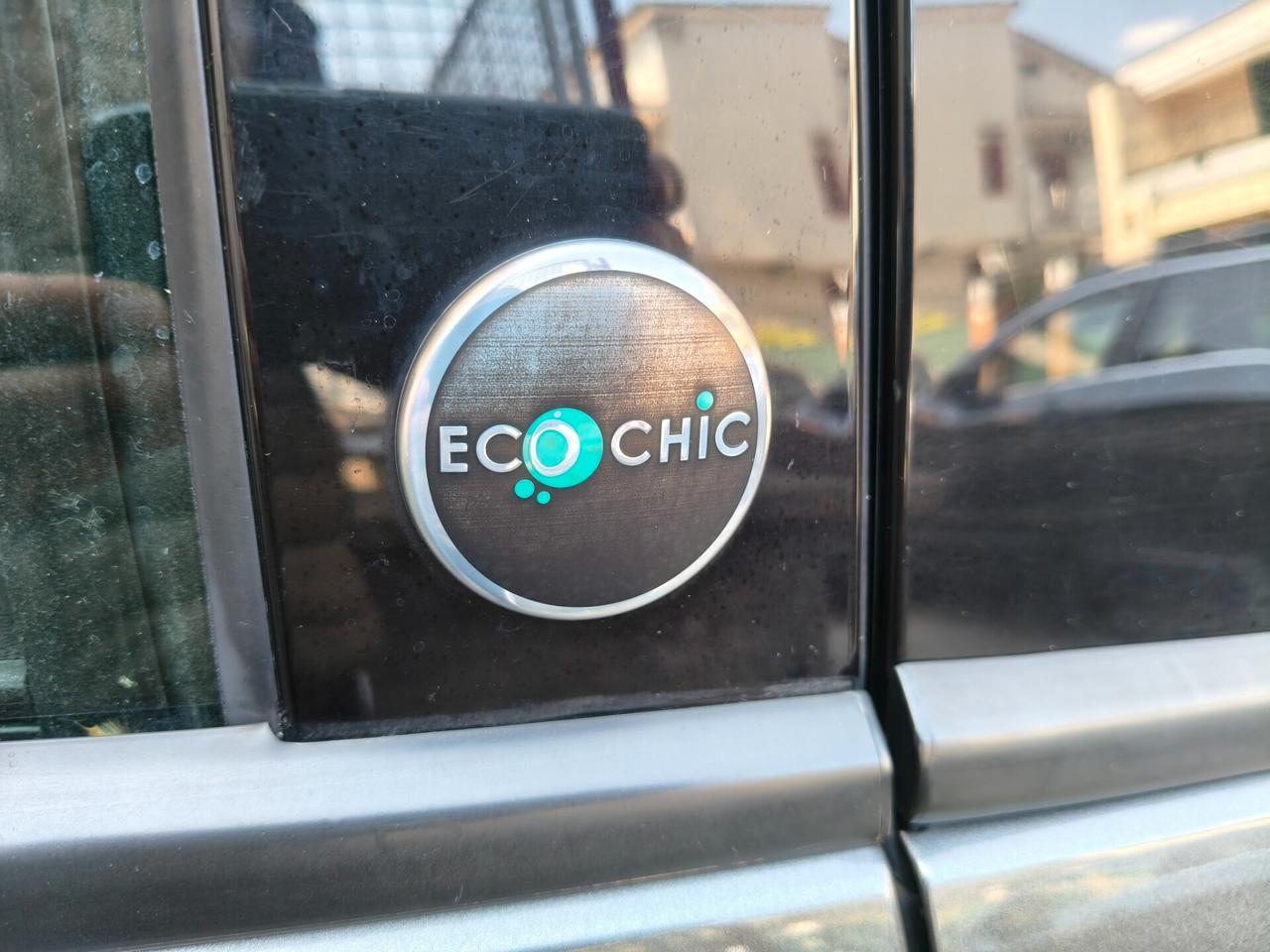 Lancia Ypsilon 5 porte Metano Ecochic Gold