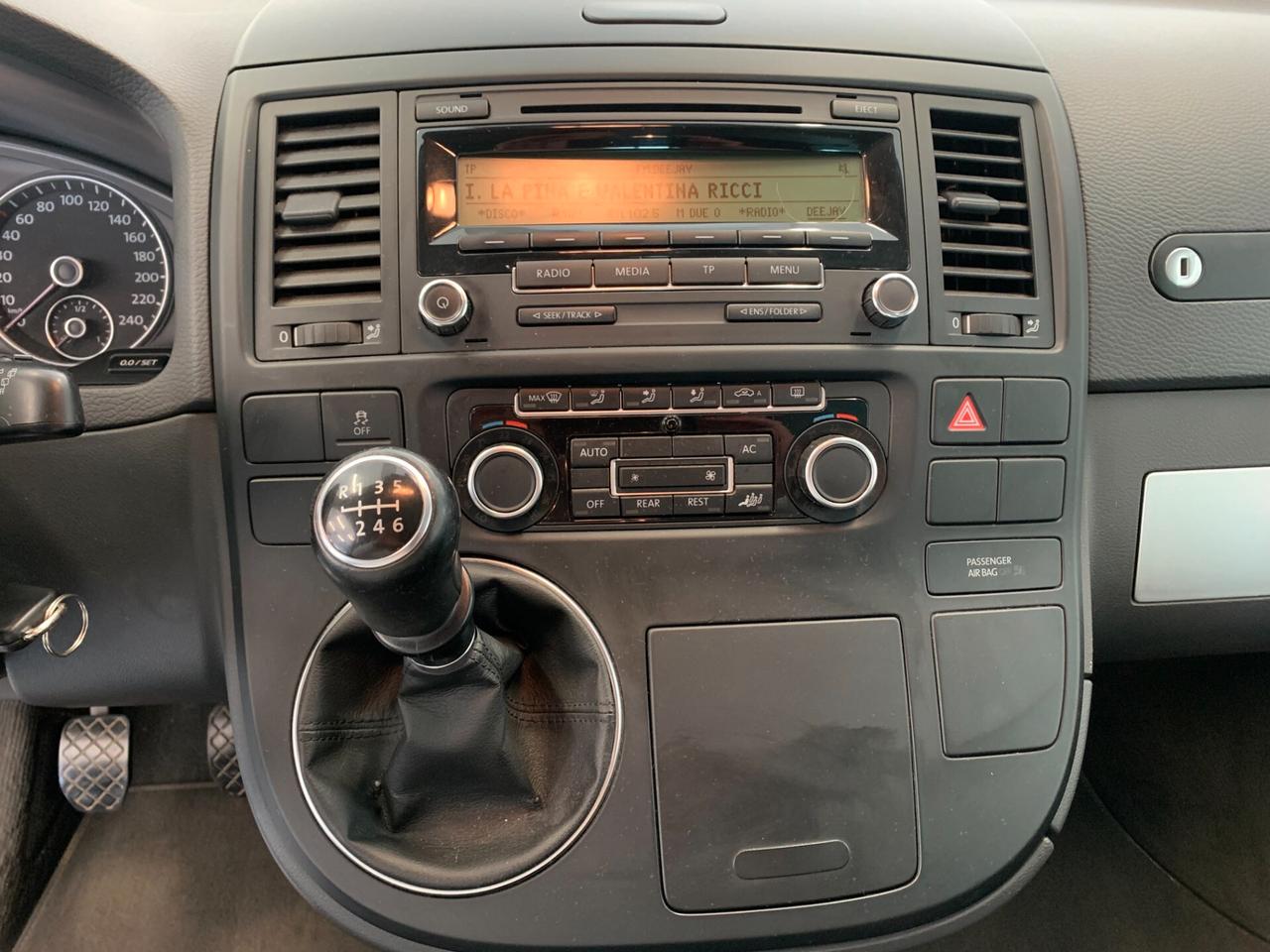 Volkswagen Multivan 2.0 BiTDI 180CV Comfortline