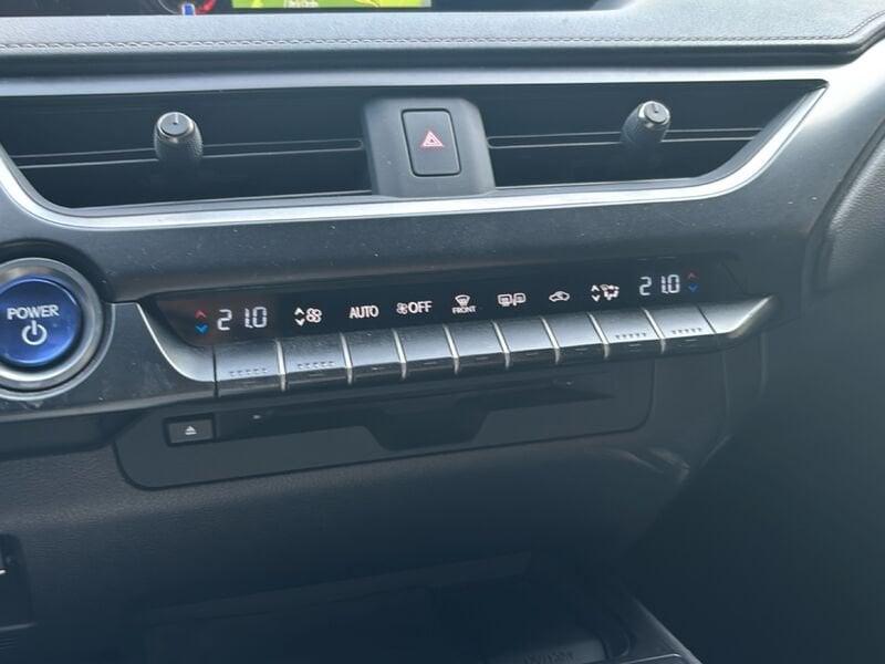 Lexus UX UX 250h Hybrid Business