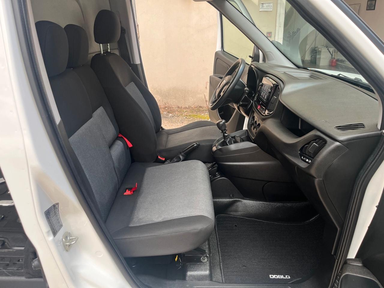 FIAT DOBLO' CH1 LOUNGE 1.6 MJET 105 CV 3 POSTI .