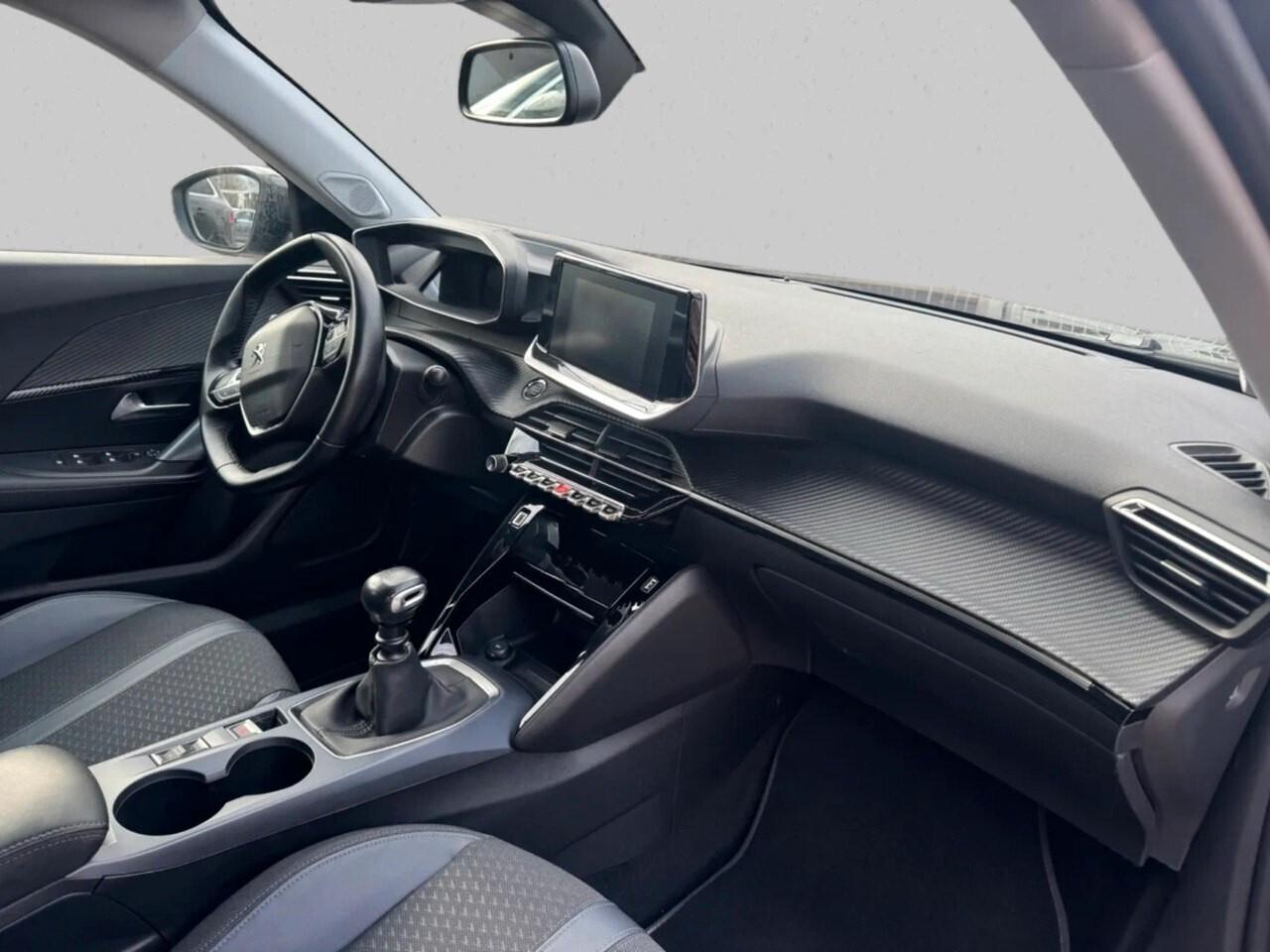 Peugeot 2008 PureTech Turbo 110 S&S Allure 05/2020