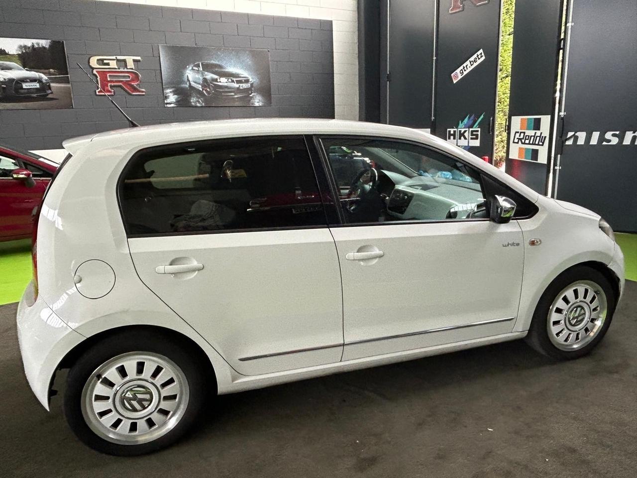 Volkswagen up! 1.0 75 CV 5p. high