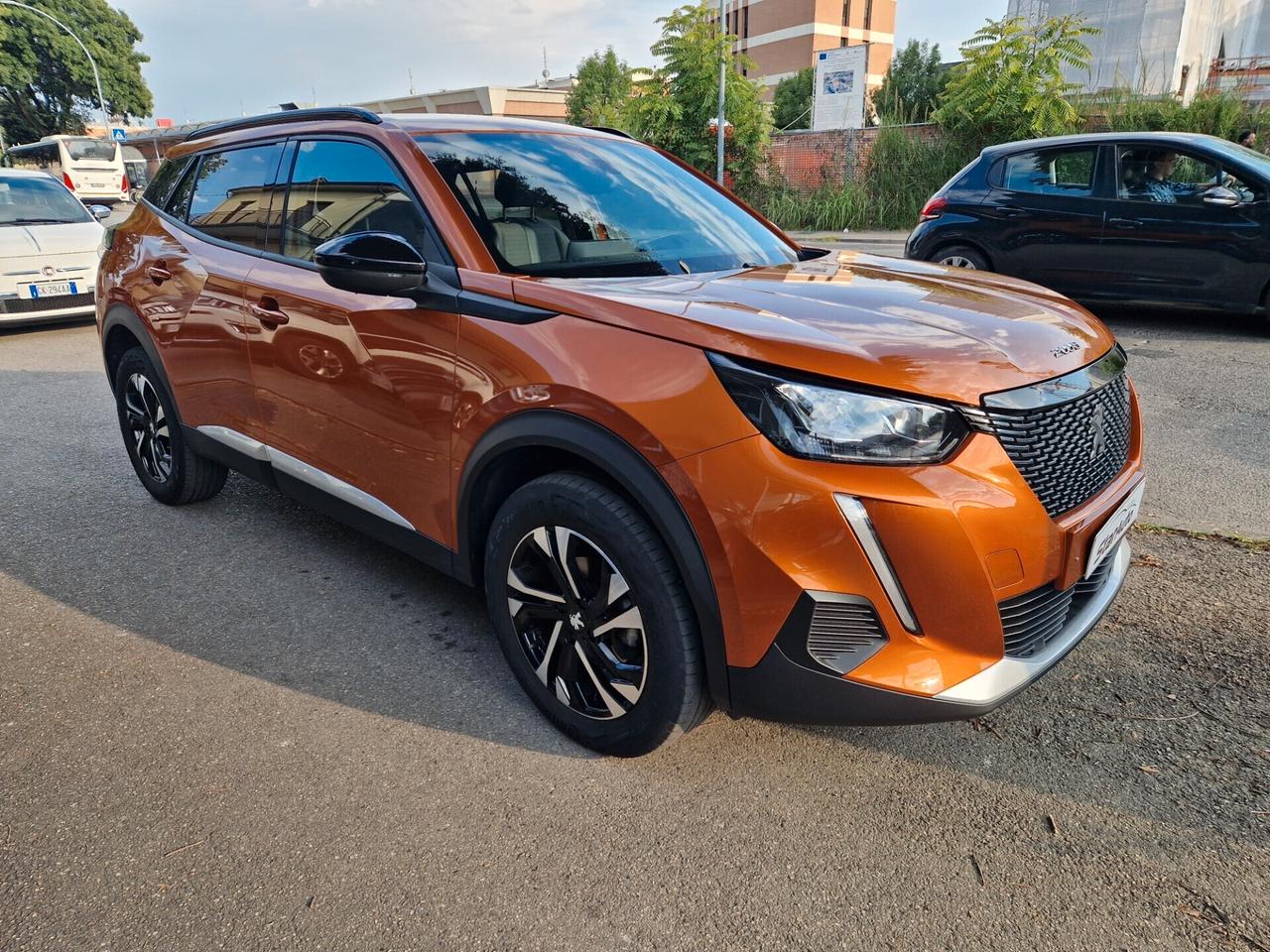 Peugeot 2008 PureTech 130 S&S EAT8 Allure