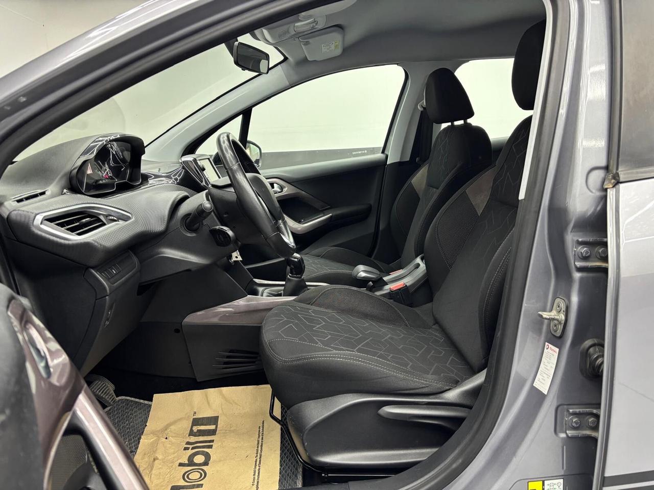 Peugeot 2008 BlueHDi 100 Black Matt