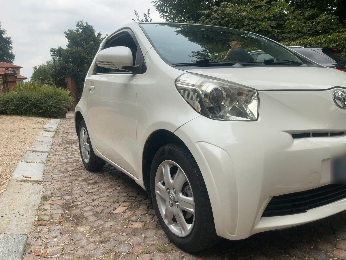 Toyota iQ 1.0 Sol