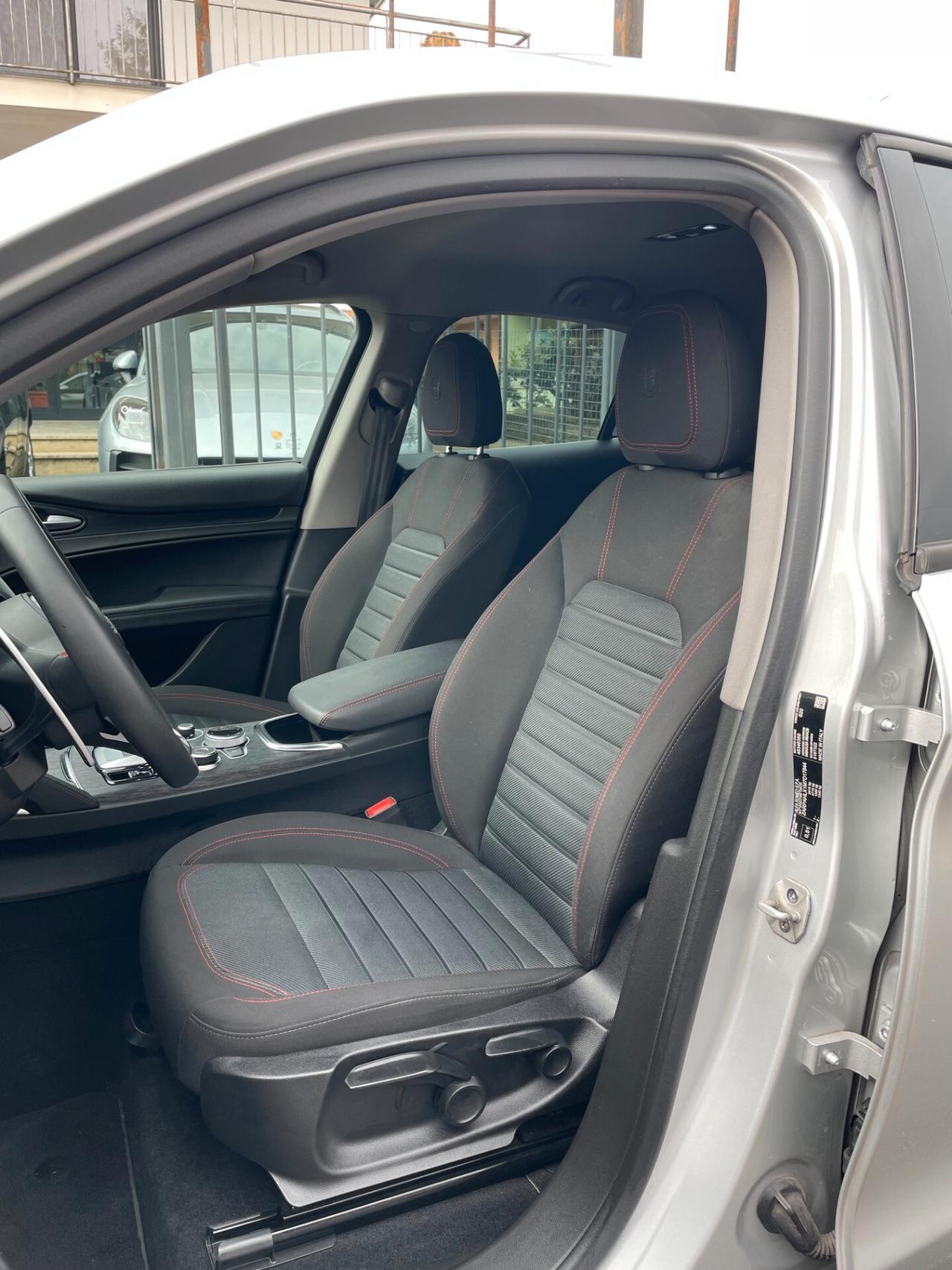 ALFA ROMEO Stelvio 2.2 190CV AT8 Q4 BUSINESS