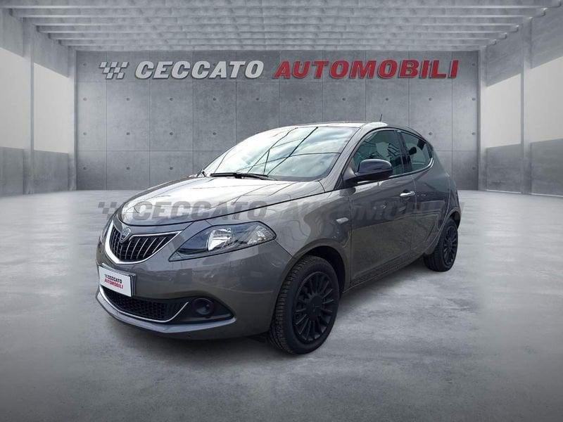 Lancia Ypsilon Ypsilon 1.0 firefly hybrid Silver s&s 70cv 5p.ti