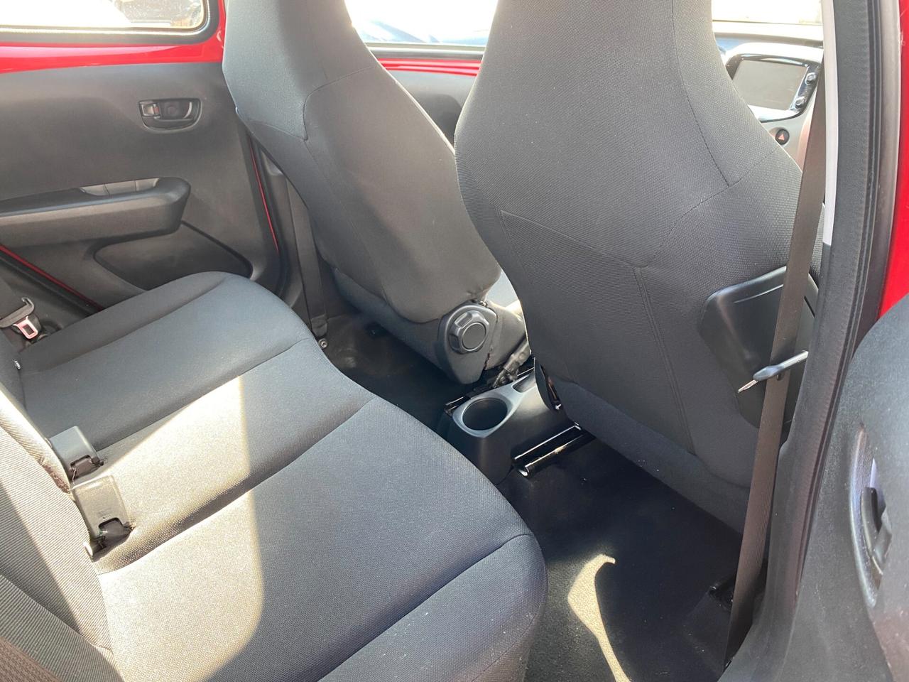 PEUGEOT - 108 - VTi 68 5p. - NEOPATENTATI - FINANZIABILE