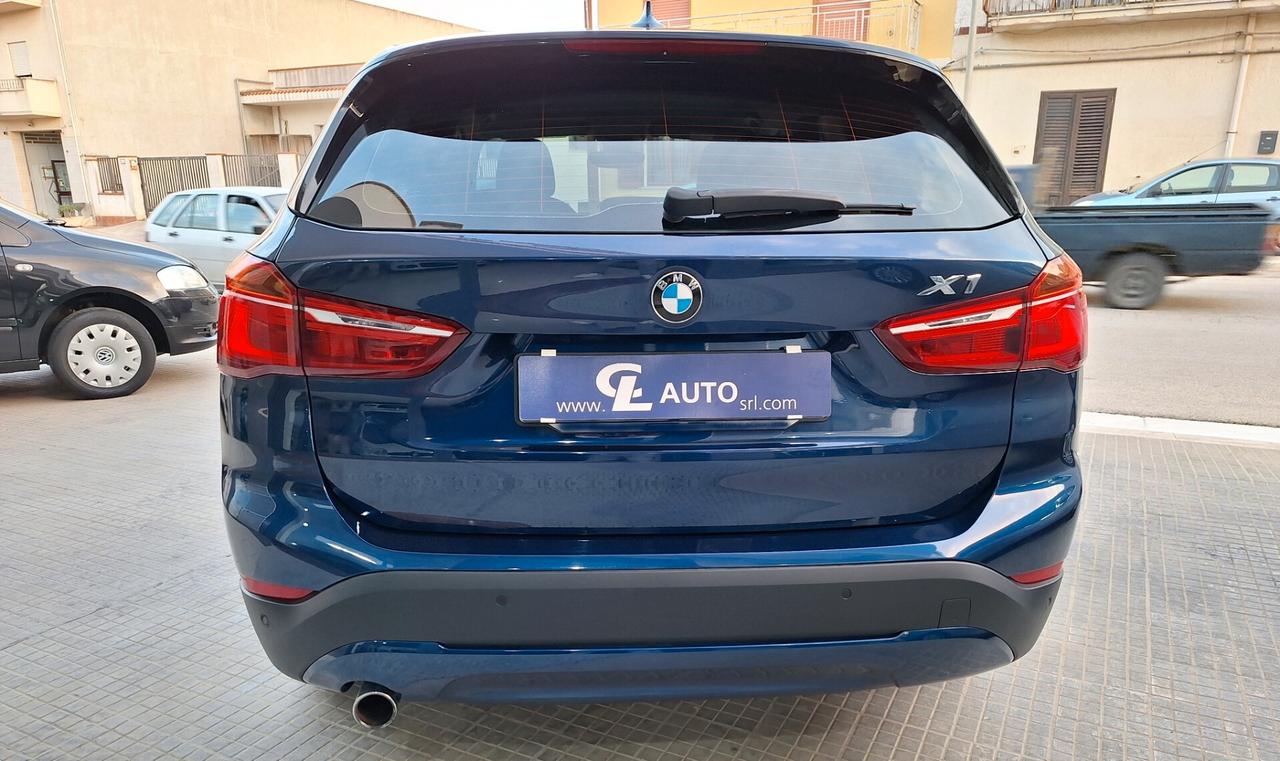 Bmw X1 sDrive18d 150CV Business PERMUTO