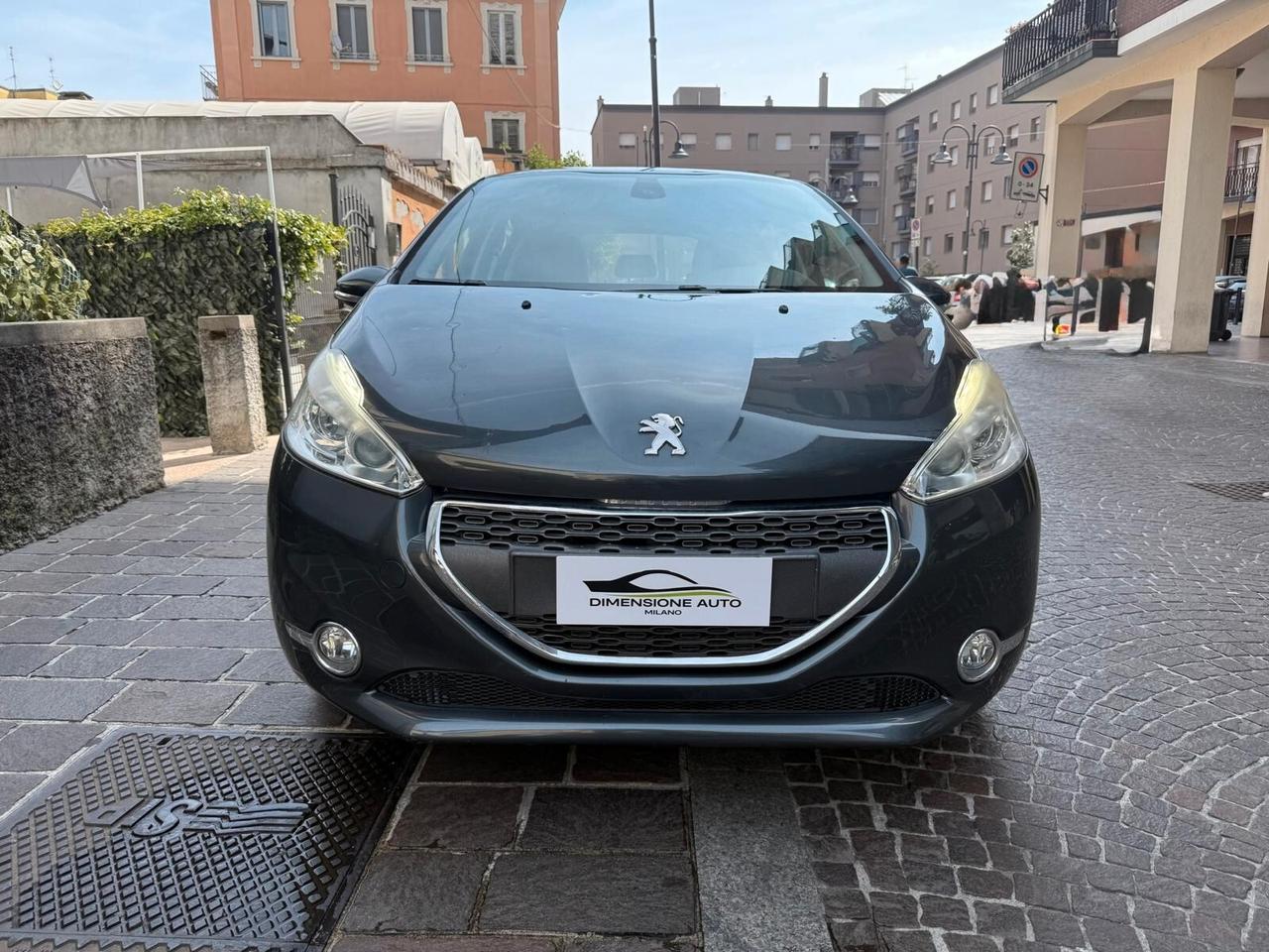 Peugeot 208 1.6 e-HDi 115 CV Stop&Start 5 porte Allure GRANDINATA