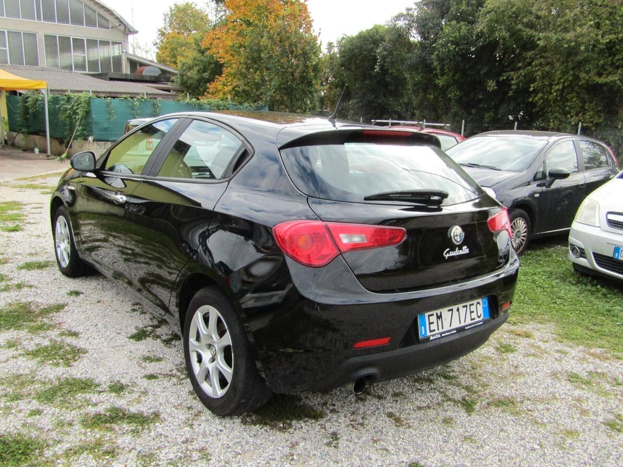 Alfa Romeo Giulietta 1.4 T. Benz.105 CV preparata