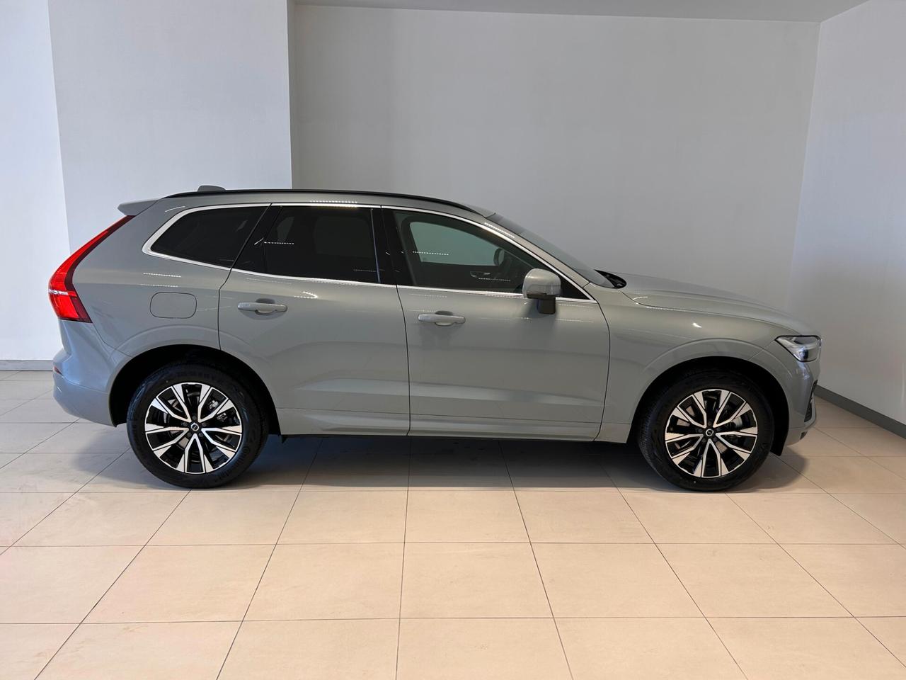 Volvo XC 60 B4 (d) AWD Automatico Core