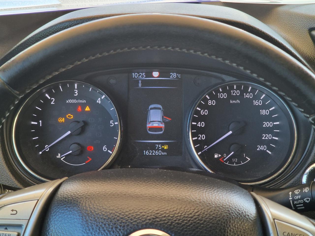 NISSAN QASHQAI 1.5 TEKNA AUTOCARRO
