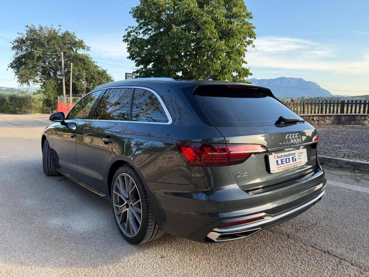 Audi A4 Avant 30 TDI/136 CV S tronic Business Advanced