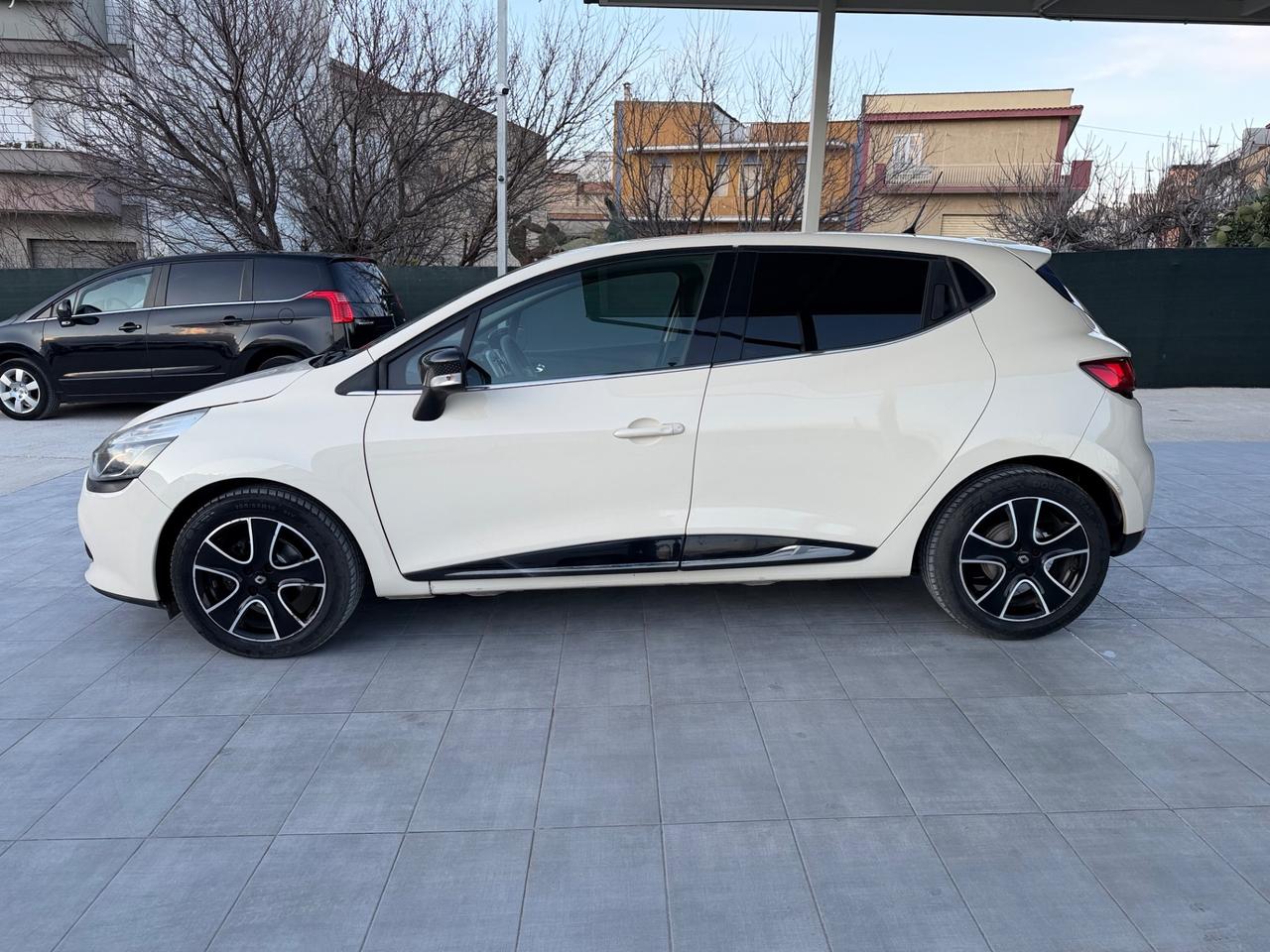 Renault Clio dCi 8V 75 CV Start&Stop 5 porte Energy Duel