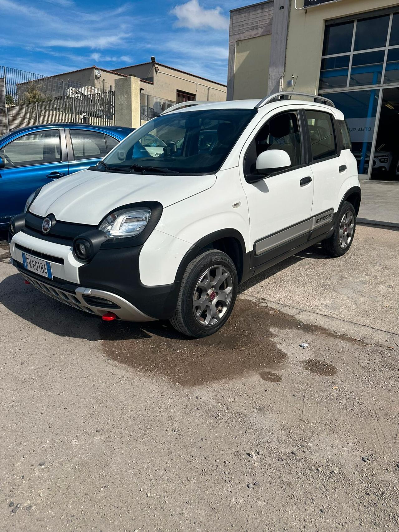 FIAT PANDA CROSS 4X4 BENZINA 2019