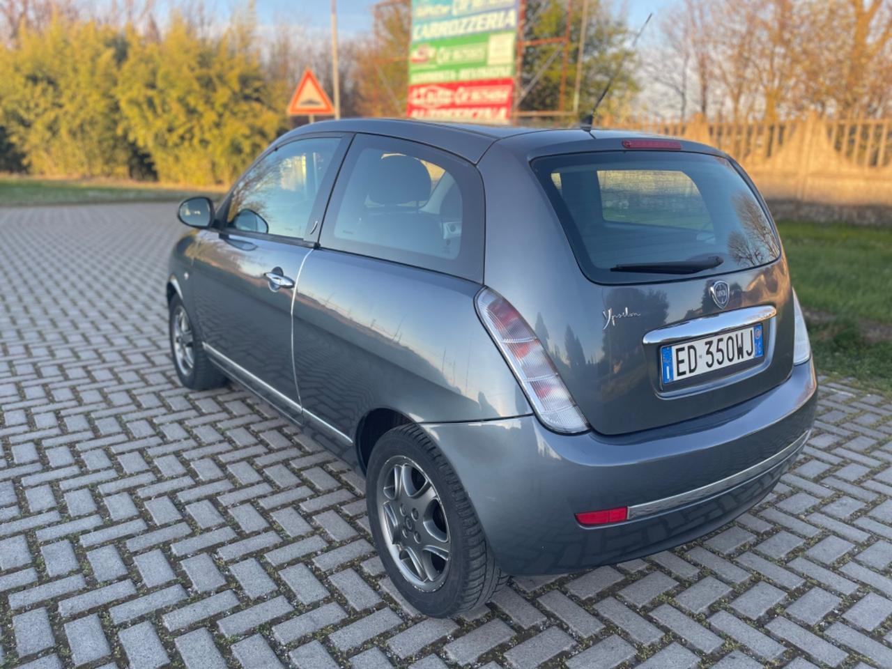 Lancia Ypsilon 1.2 Elle