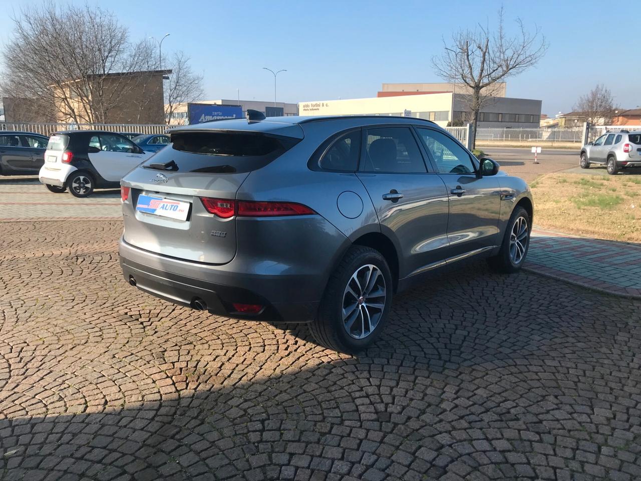 Jaguar F-Pace 2.0 D 240 CV AWD aut. Prestige