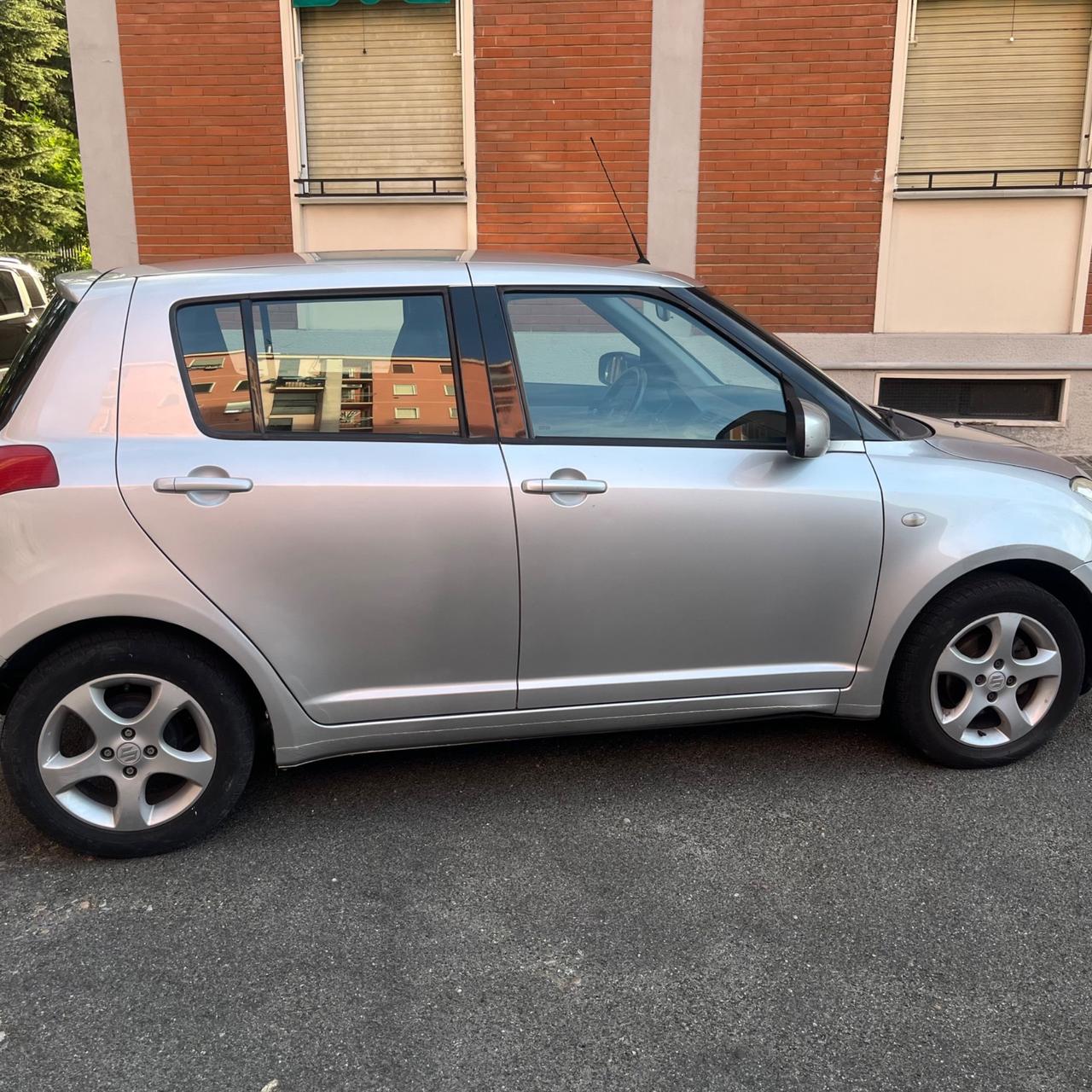 Suzuki Swift 1.3 5p. GL