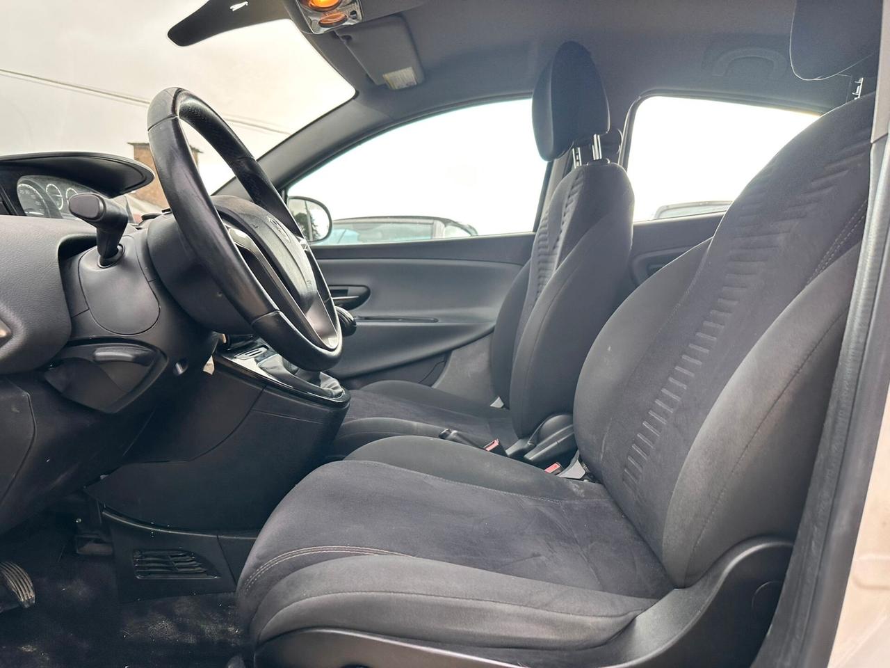 Lancia Ypsilon 1.2 69 CV 5 porte S&S