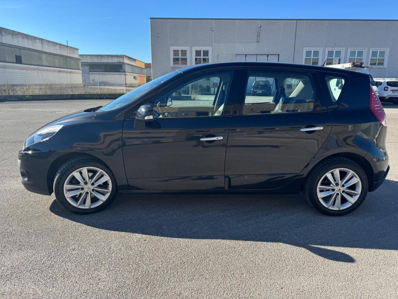 Renault Scénic X-Mod 1.5 dCi Luxe 132000 km