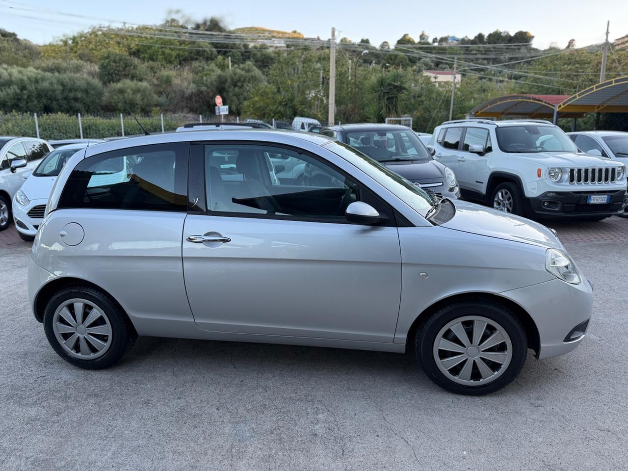 Lancia Ypsilon 1.2 Argento KM CERTIF